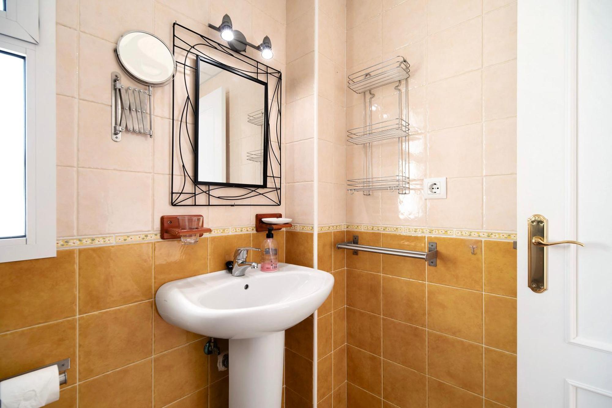 Apartamento Merce Рота Екстериор снимка