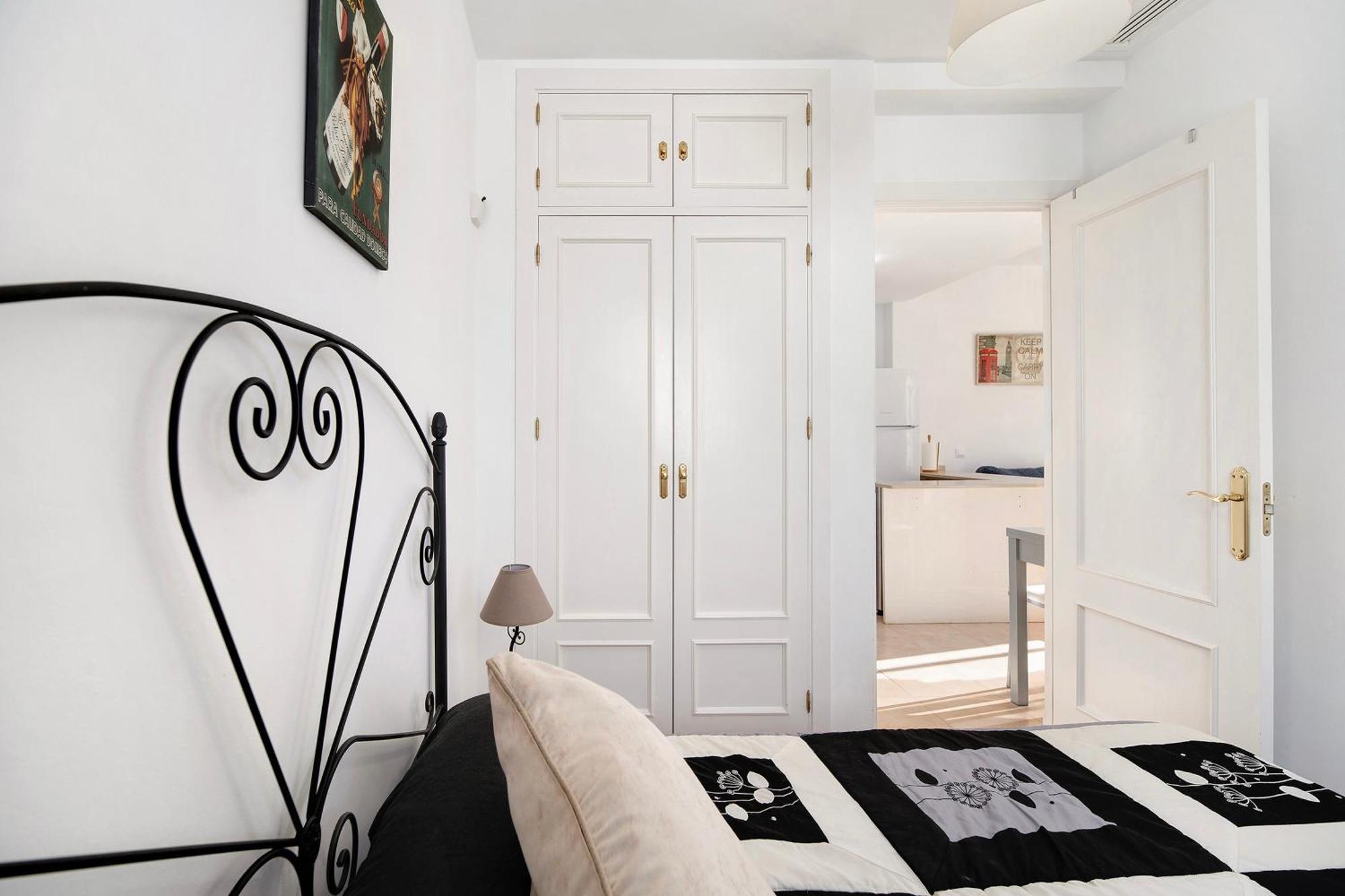 Apartamento Merce Рота Екстериор снимка